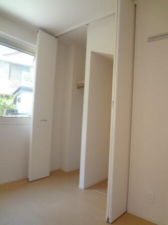 エバーグリーン栄の物件内観写真